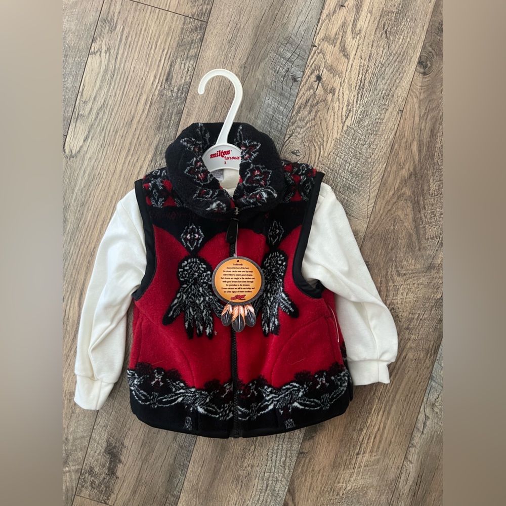 BOGO Toddler 3T new with tags fuzzy dream catcher vest set
